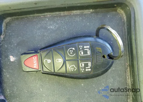 2010 Chrysler Town & Country Touring from USA, damaged, VIN 2A4RR5D15AR381553